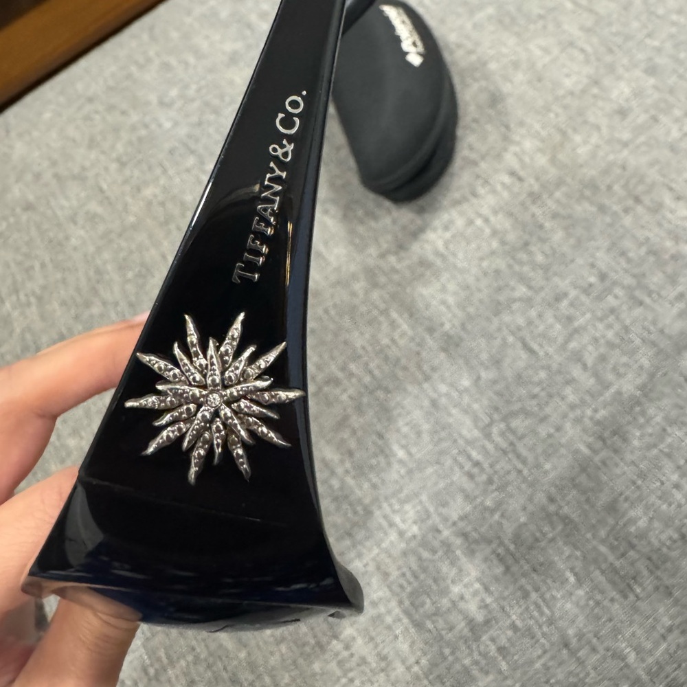 Limited edition's Tiffany diamond starburst sunglasses